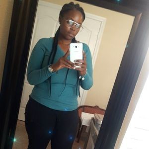 Meet your Posher, Jasmine